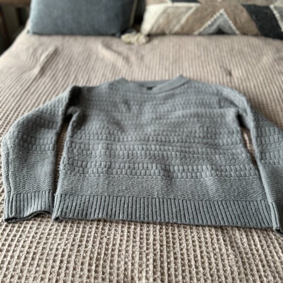 Ann Taylor Grey wool cowlneck sweater- worn once Size XSmall - Picture 3 of 4